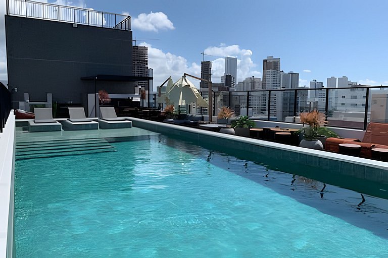 Acomodação a 200m da praia