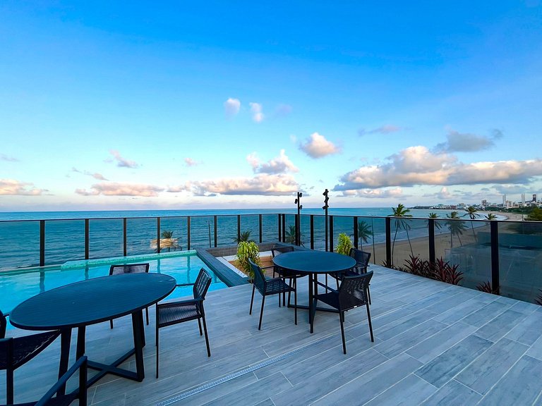 Apartamento novo com vista para o mar. BH-305