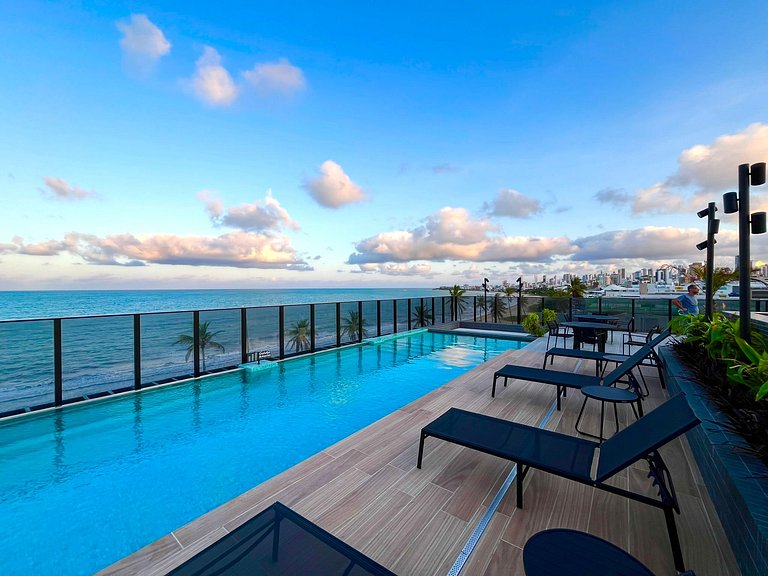 Apartamento novo com vista para o mar. BH-305