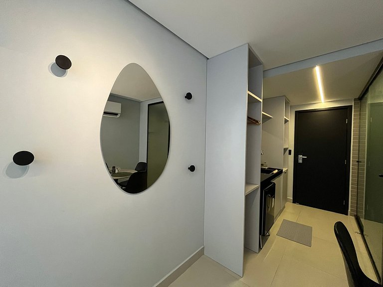 Apartamento pé na areia na praia do Bessa. AG 012.