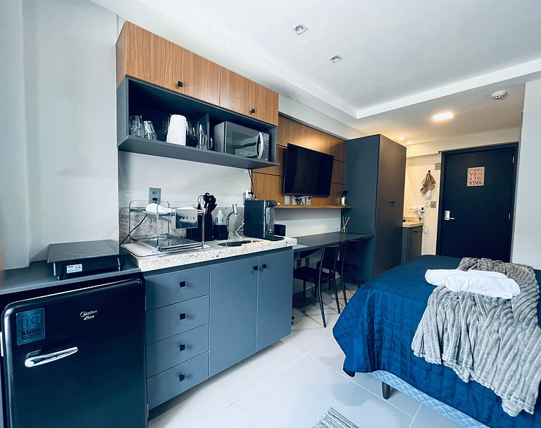 Apartamento completo e confortável. BH 121