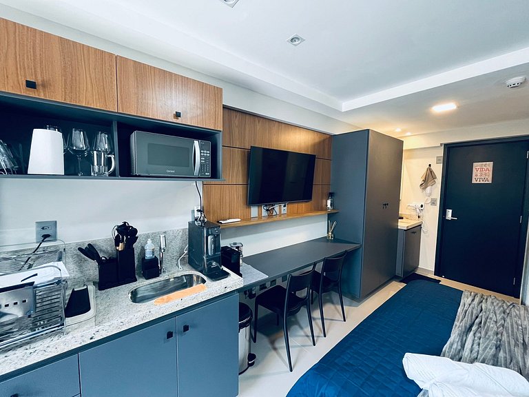 Apartamento completo e confortável. BH 121
