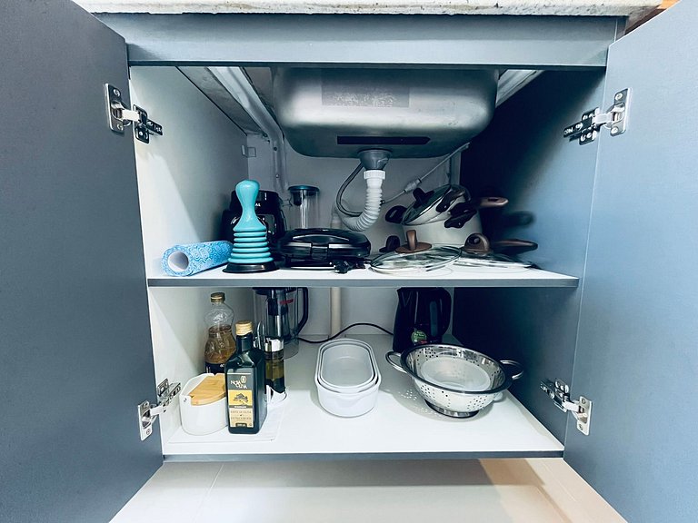 Apartamento completo e confortável. BH 121