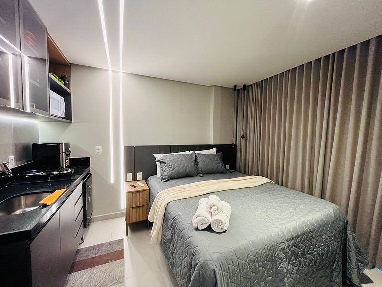 Apartamento aconchegante com vista para o mar. BZ 502