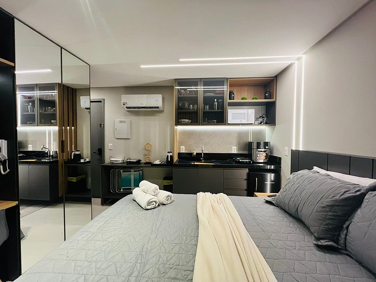 Apartamento aconchegante com vista para o mar. BZ 502