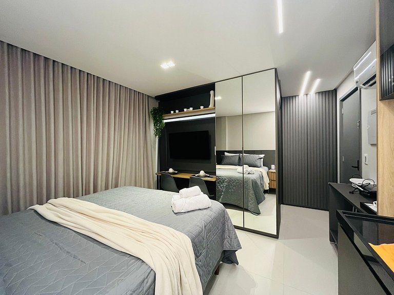 Apartamento aconchegante com vista para o mar. BZ 502