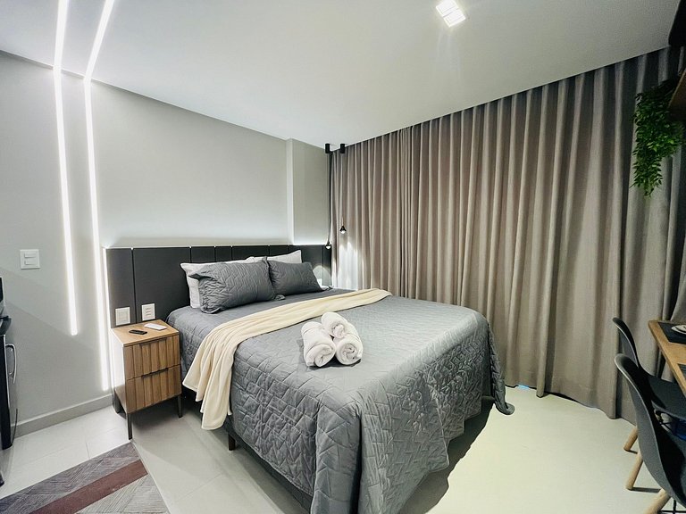 Apartamento aconchegante com vista para o mar. BZ 502