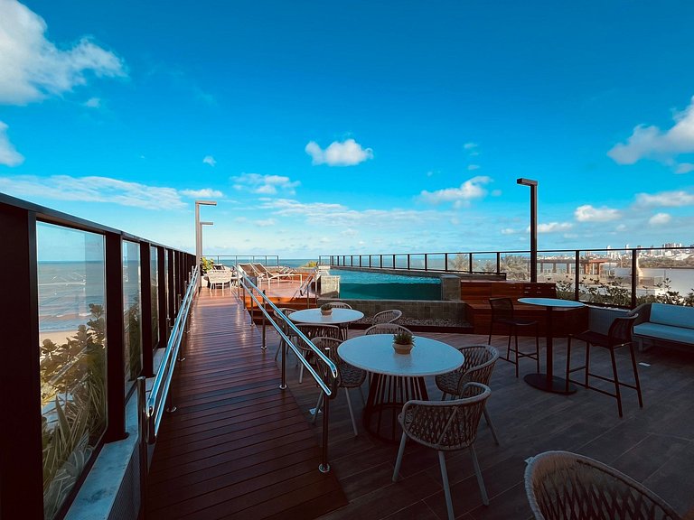 Apartamento aconchegante com vista para o mar. BZ 502