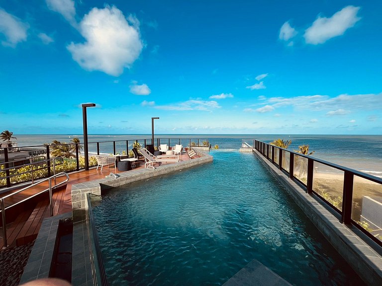 Apartamento aconchegante com vista para o mar. BZ 502