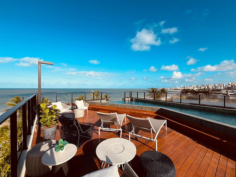 Apartamento aconchegante com vista para o mar. BZ 502