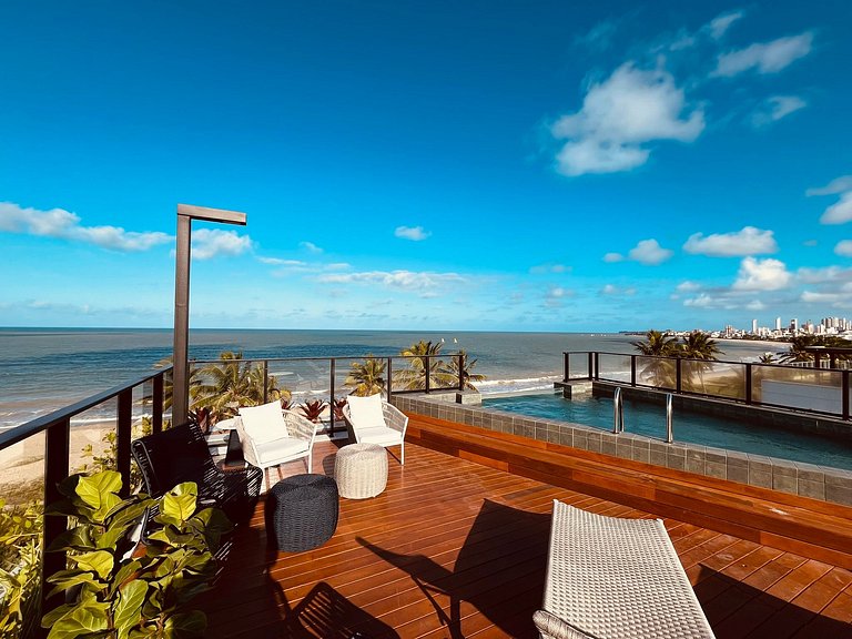 Apartamento aconchegante com vista para o mar. BZ 502