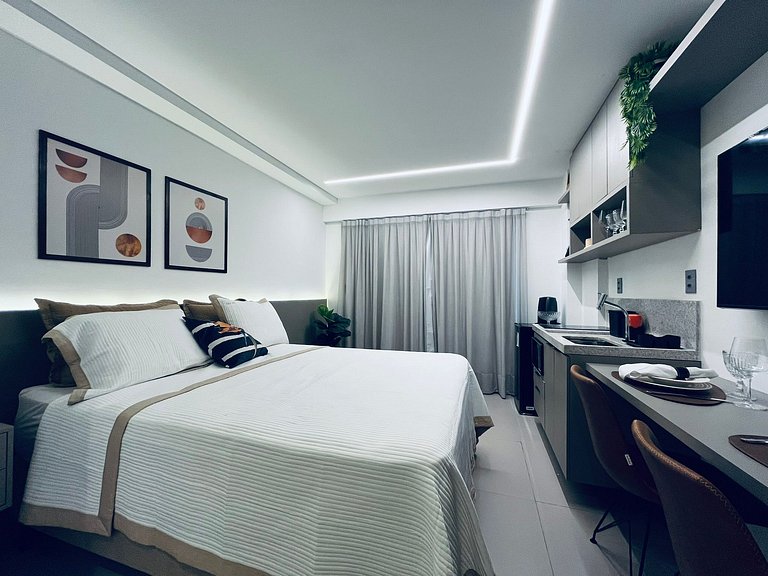 Apartamento com varanda disponível. BH 325.