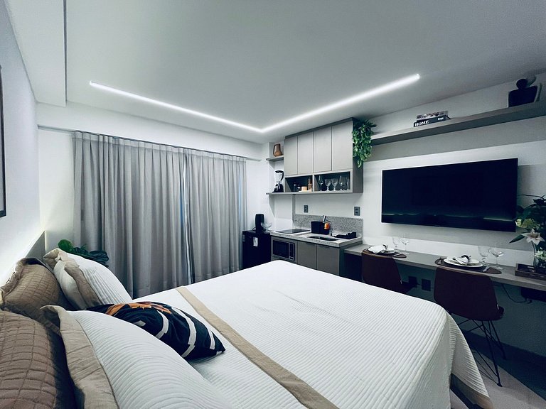Apartamento com varanda disponível. BH 325.