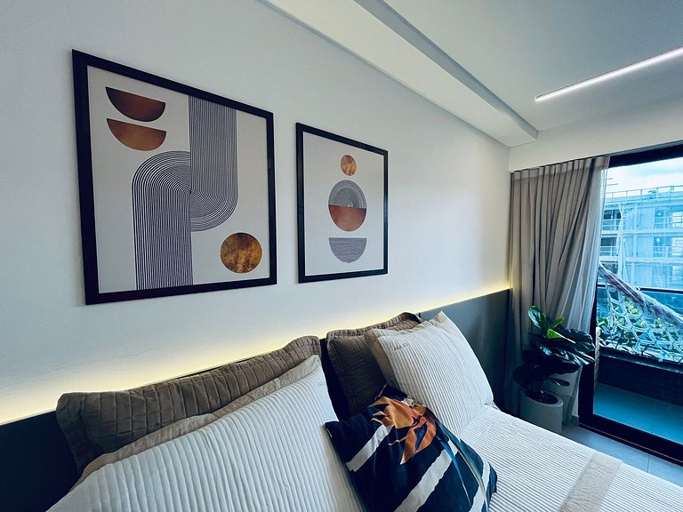 Apartamento com varanda disponível. BH 325.