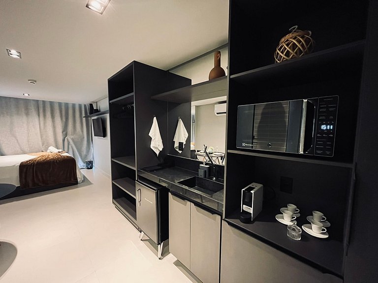 Flat pé na areia disponível. AG 318.