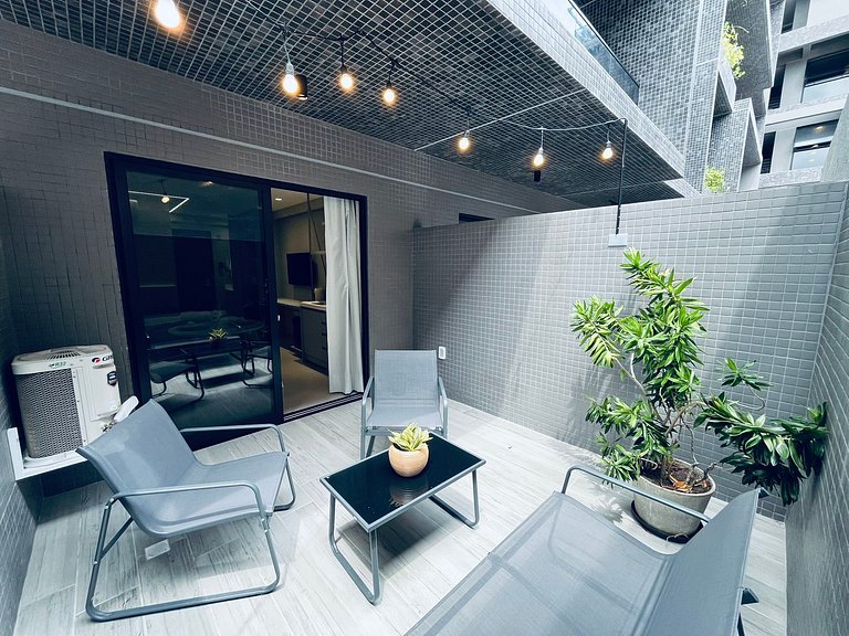 Apartamento à beira mar. BH 31