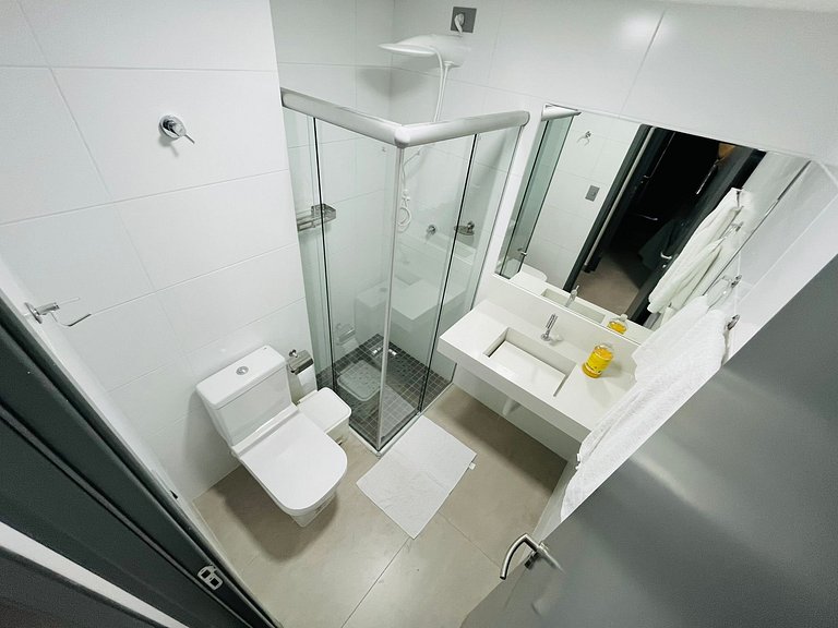 Apartamento completo para até 6 pessoas. BX 111.