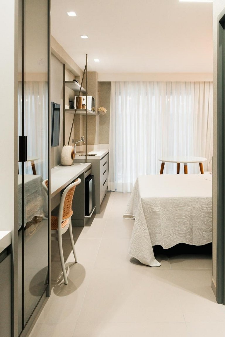 Apartamento à beira mar. BH 31