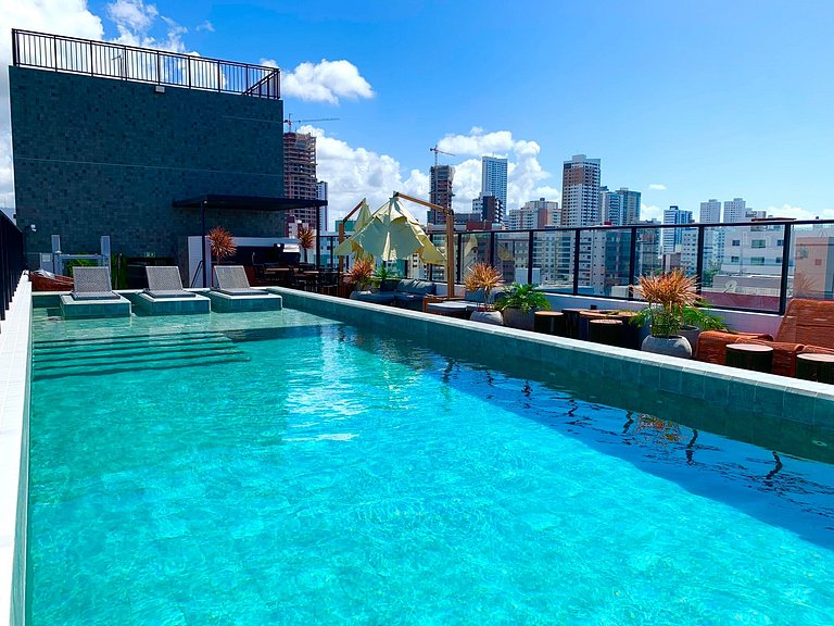 Apartamento espaçoso e confortável no Bessa. GBS517