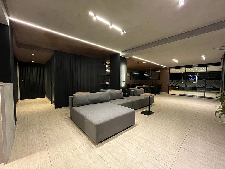 Apartamento espaçoso e confortável no Bessa. GBS517