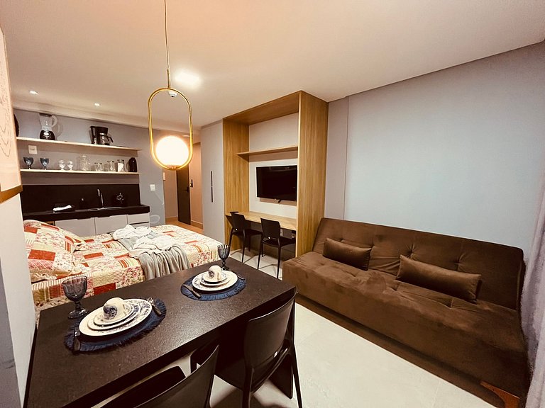 Apartamento espaçoso e confortável no Bessa. GBS517