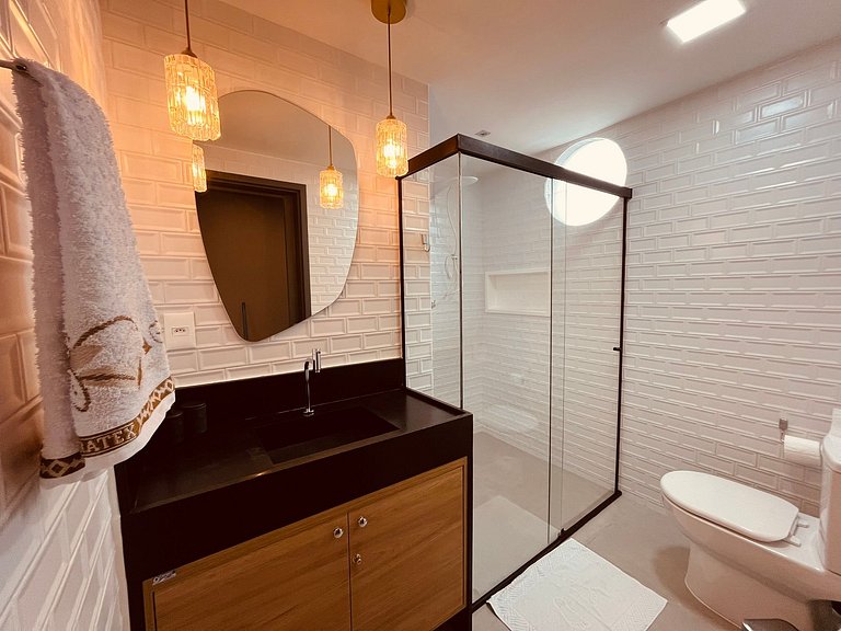 Apartamento espaçoso e confortável no Bessa. GBS517