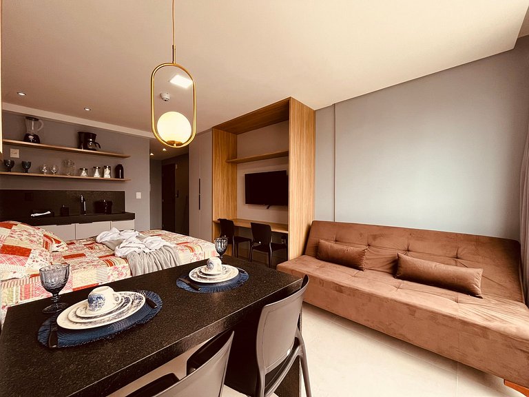 Apartamento espaçoso e confortável no Bessa. GBS517
