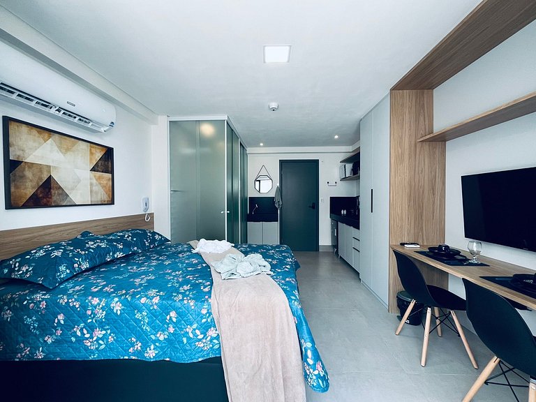Apartamento com varanda no Bessa. GBS 503.