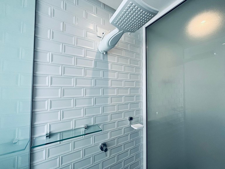 Apartamento com varanda no Bessa. GBS 503.