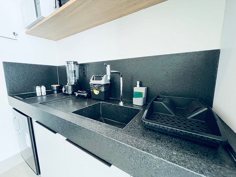 Apartamento com varanda no Bessa. GBS 503.
