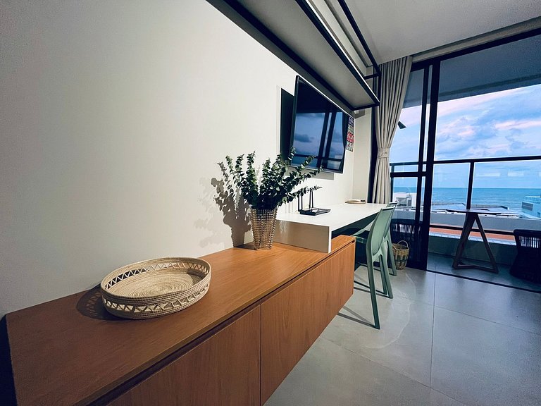 Flat com vista para o mar. GBS 602.